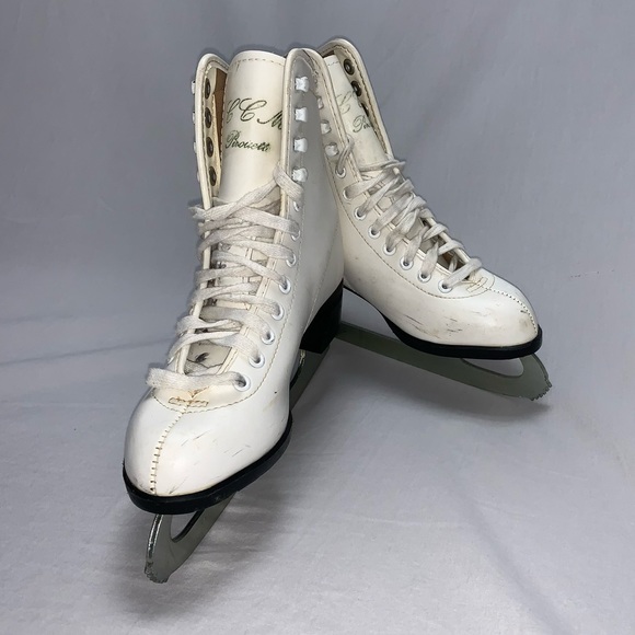 CCM Shoes Ccm Womens Pirouette Figure Skating Ice Skates Size 5